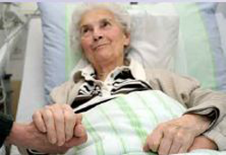older lady in hospital bed